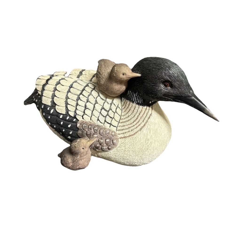 Duck Decorative Figurine with Baby Ducklings HEAVY Resin‎ 14" Approximately